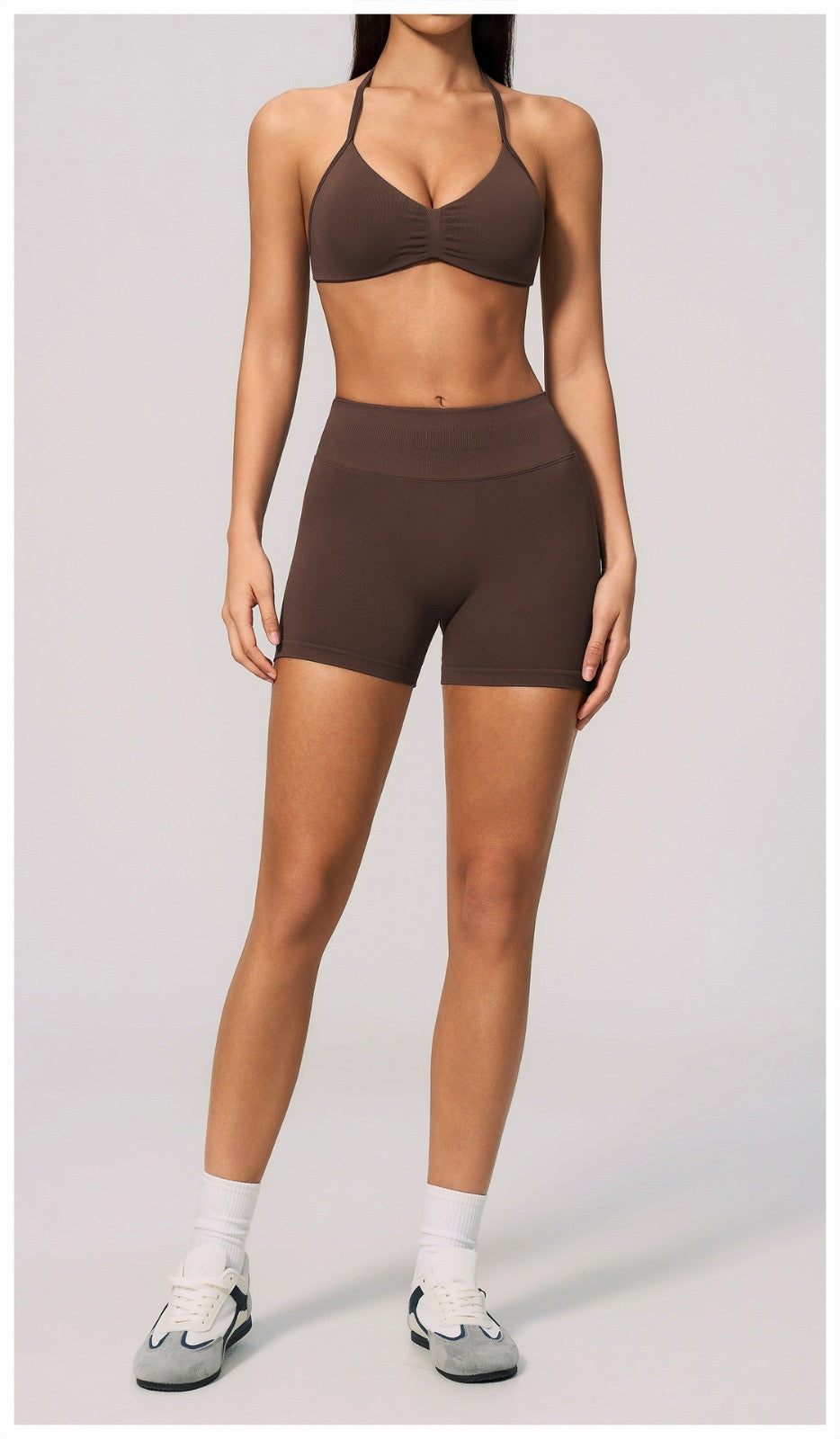SEAMLESS CONTOUR SHORTS — CHOCOLATE BROWN