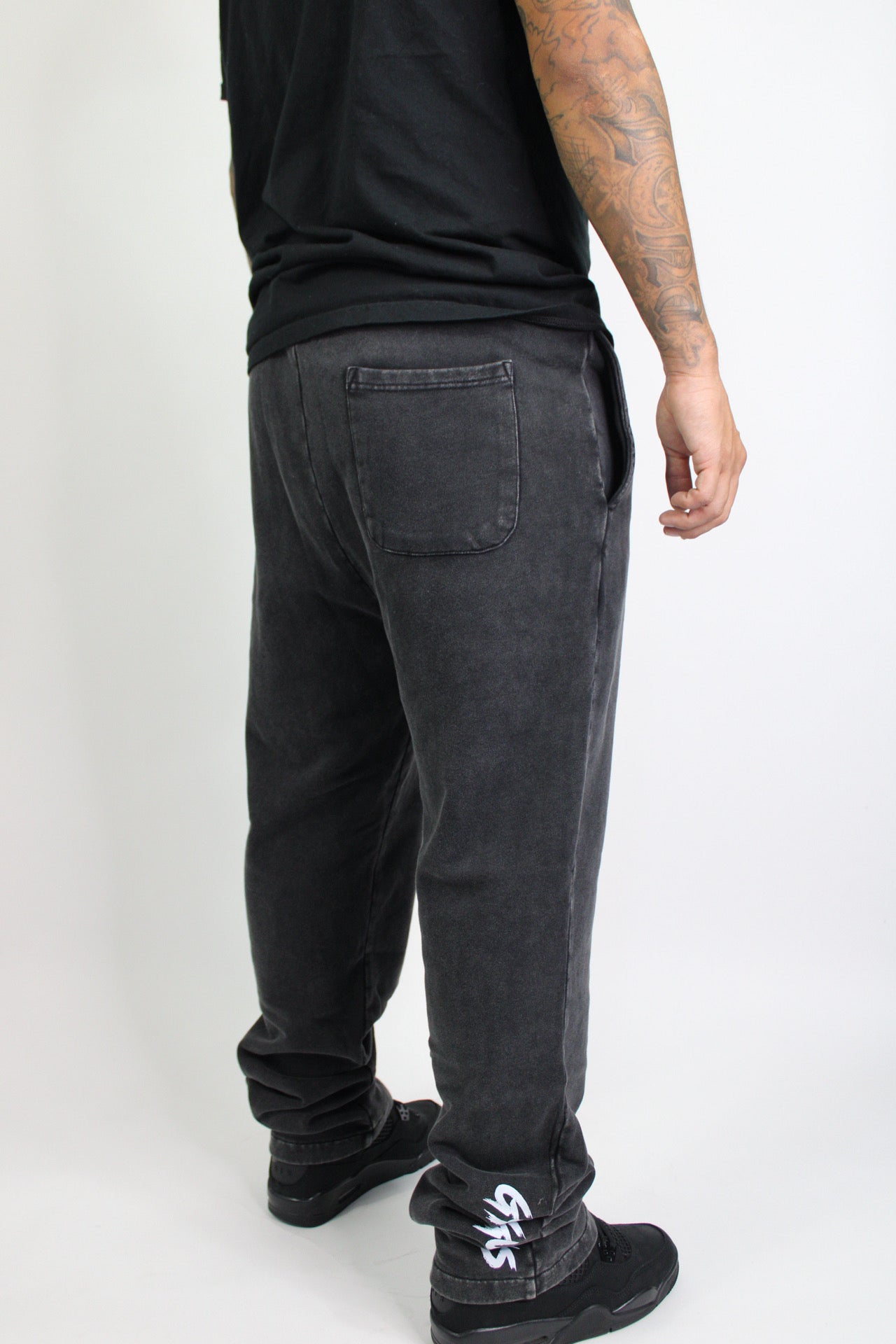 Stonewashed Baggy Sweats - Black Ash